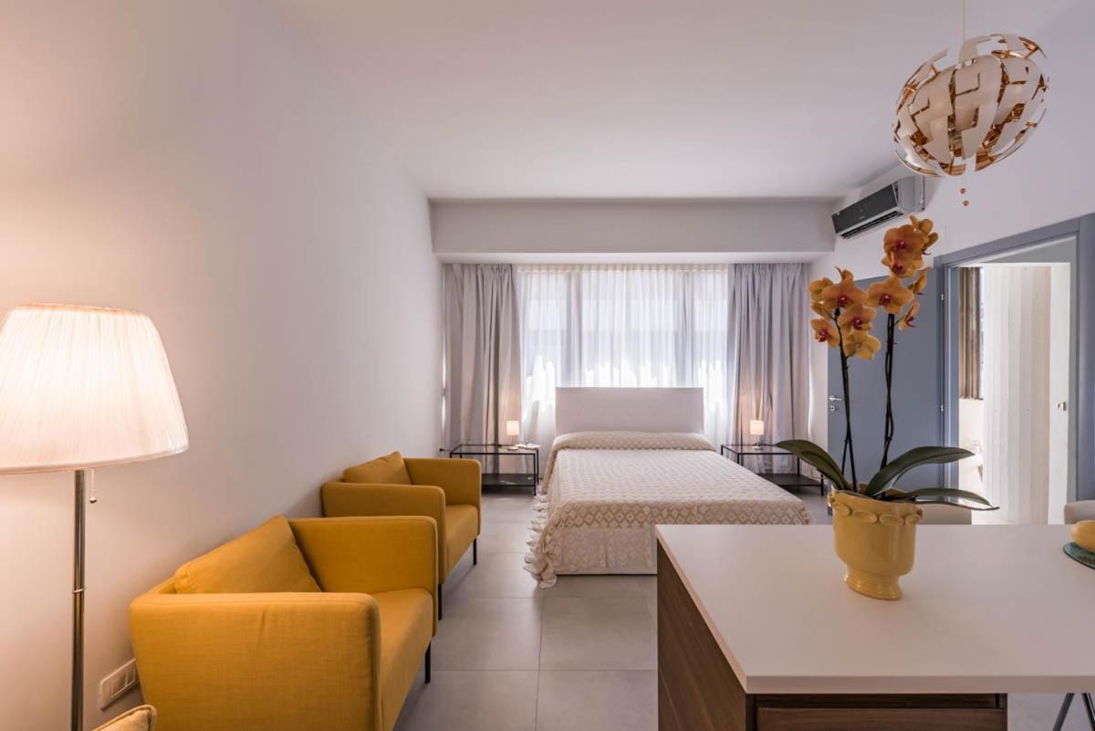 Le Residenze Di Don Nino Apartamento Lecce Exterior foto