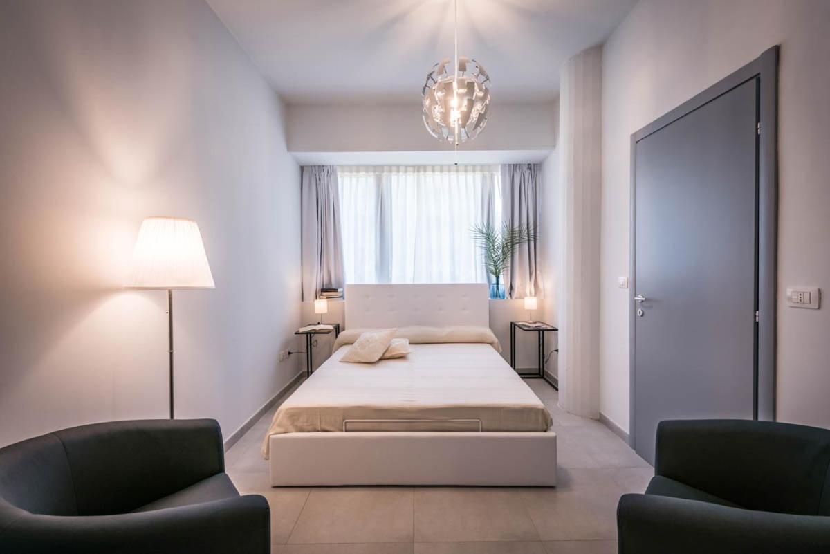 Le Residenze Di Don Nino Apartamento Lecce Exterior foto