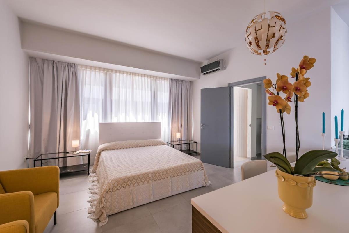 Le Residenze Di Don Nino Apartamento Lecce Exterior foto