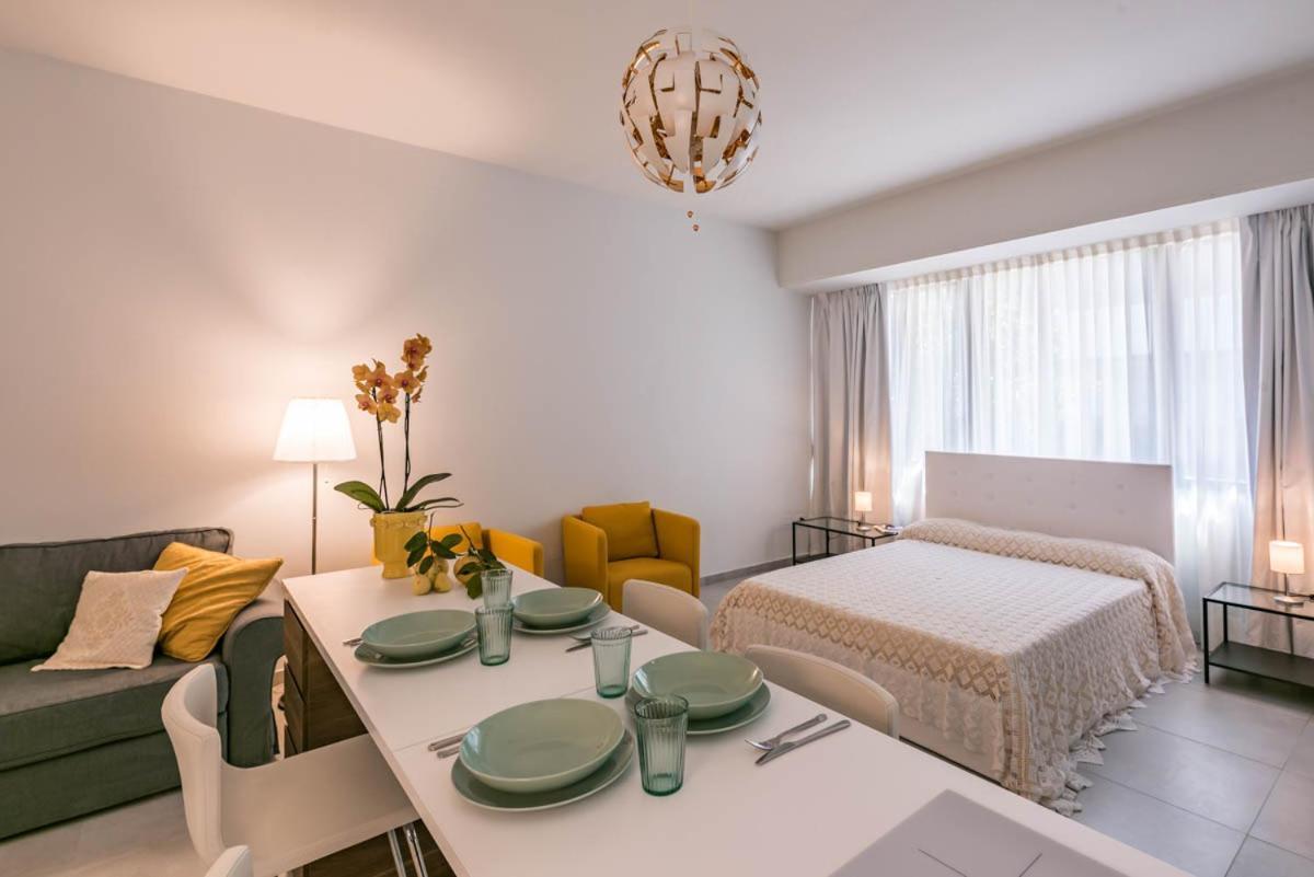 Le Residenze Di Don Nino Apartamento Lecce Exterior foto